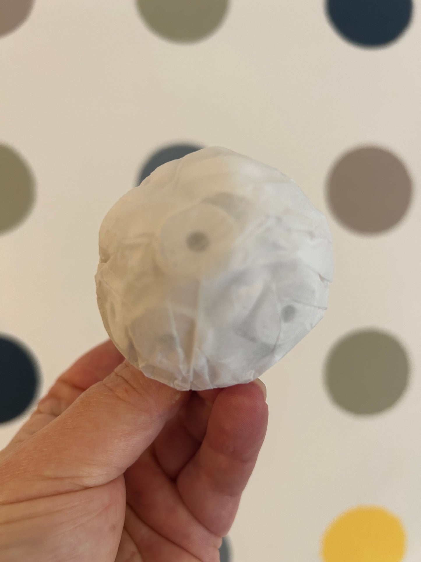 Base of a white hand streamer