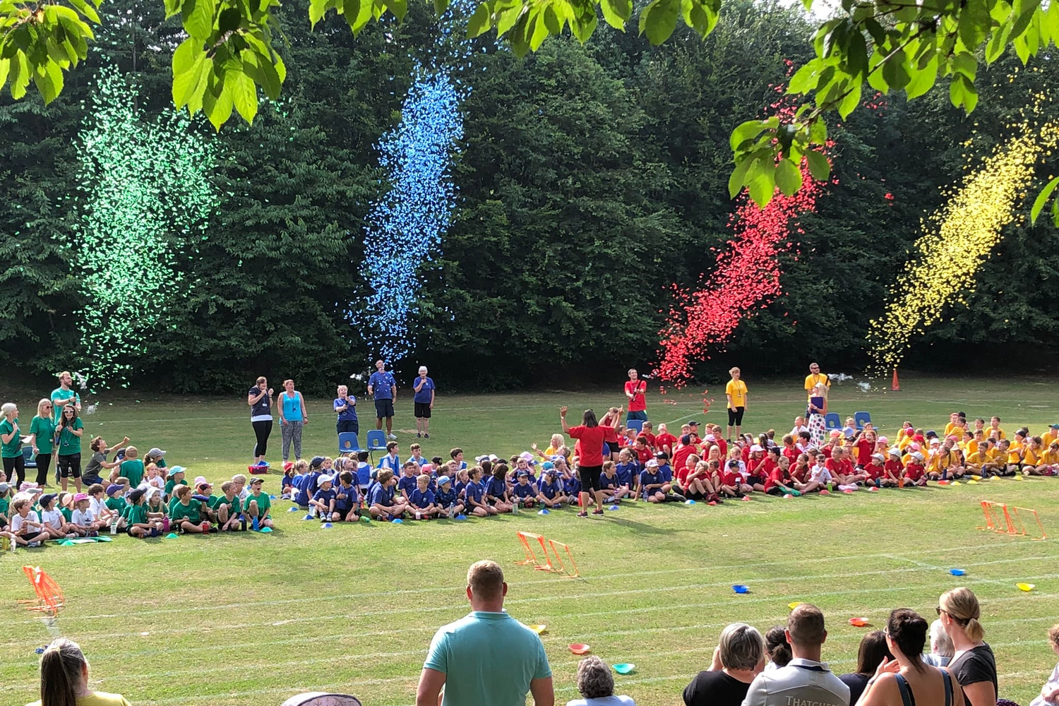 custom coloured confetti cannons at school sports day